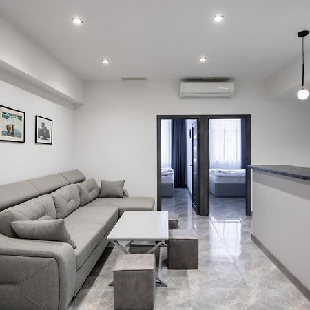 Ris Central Apartments Ереван Екстериор снимка