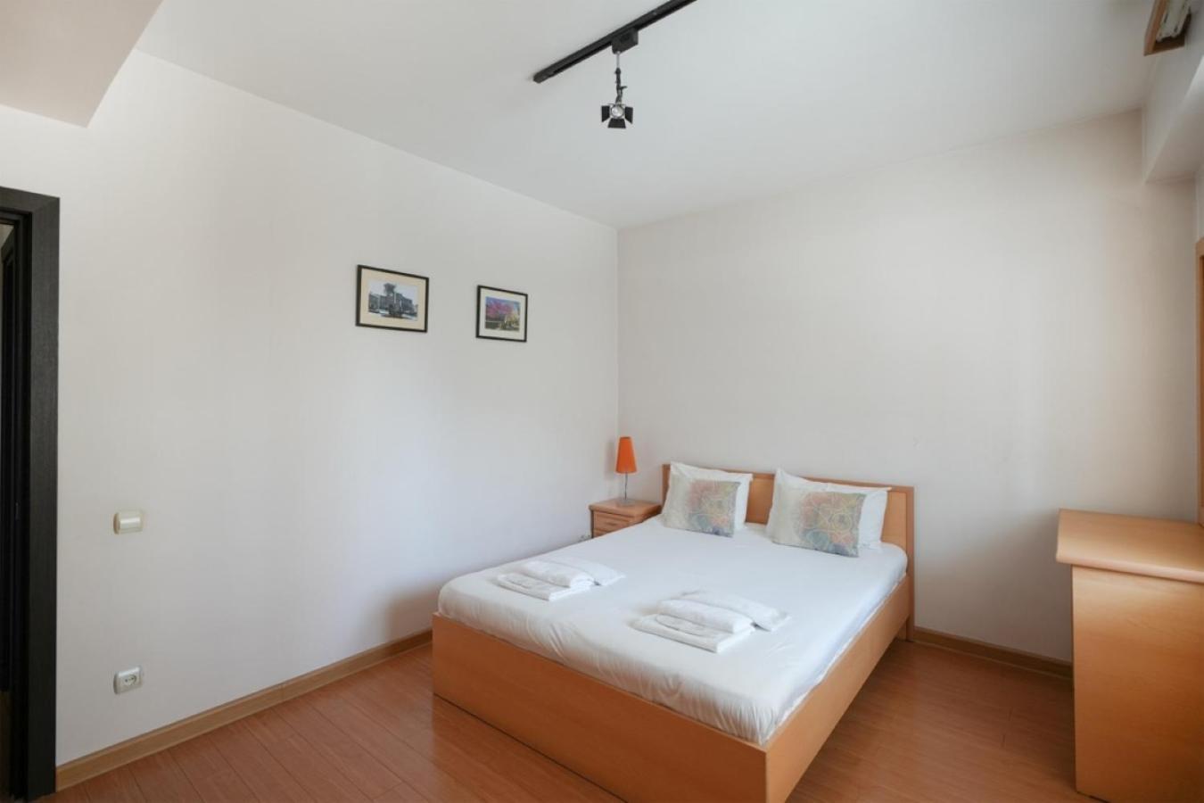 Ris Central Apartments Ереван Екстериор снимка