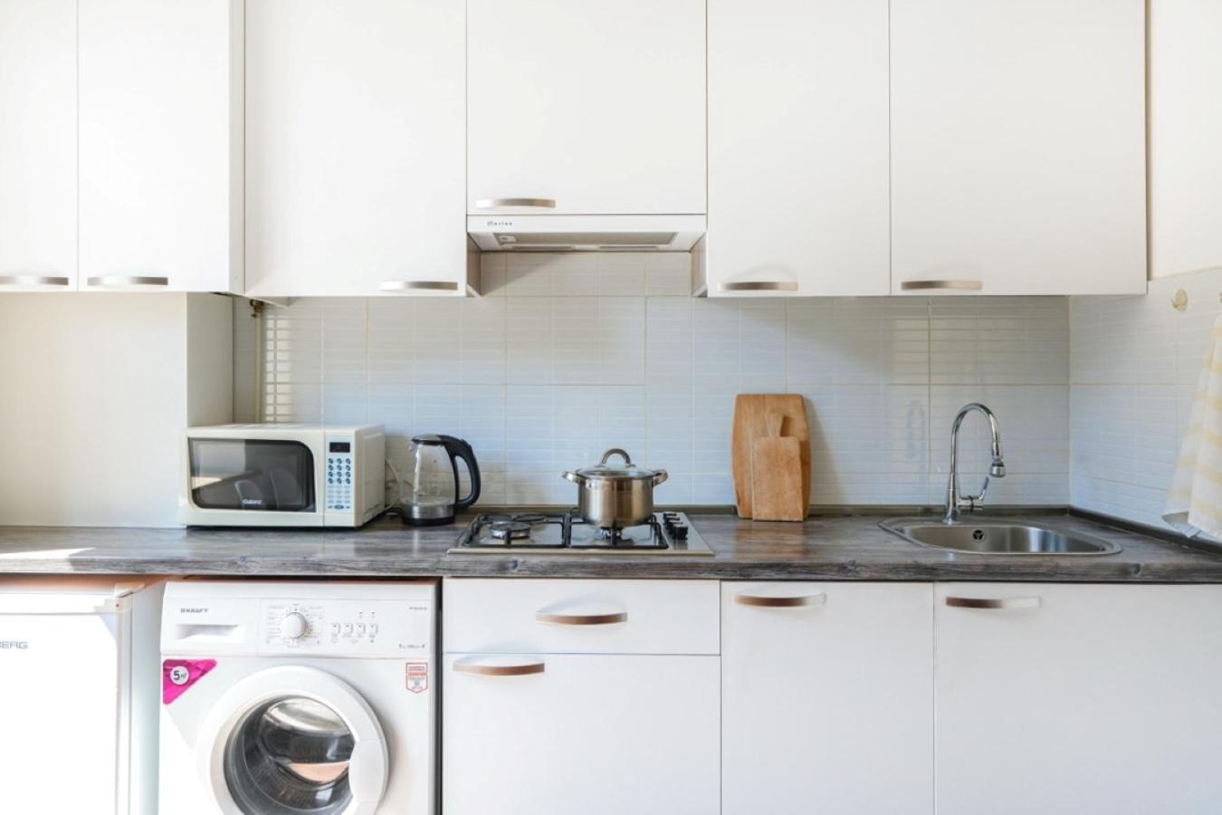 Ris Central Apartments Ереван Екстериор снимка
